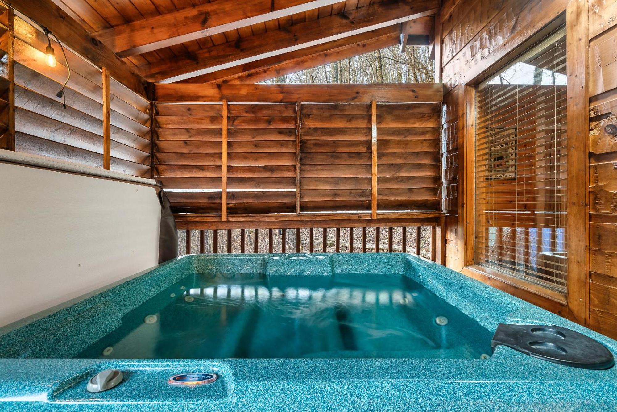 Private! Hot Tub, Views, & Games Villa Sevierville Exteriör bild