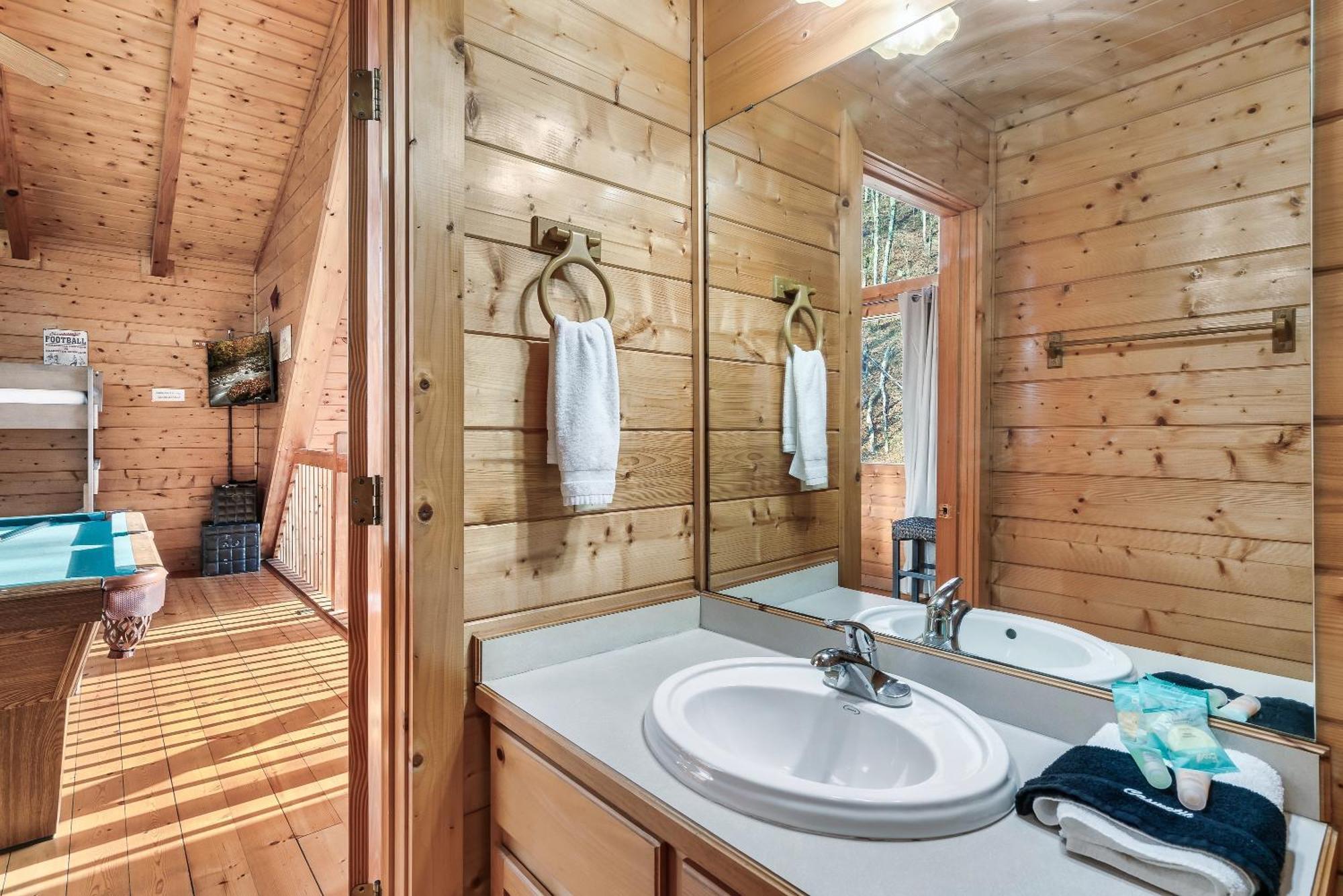 Private! Hot Tub, Views, & Games Villa Sevierville Exteriör bild